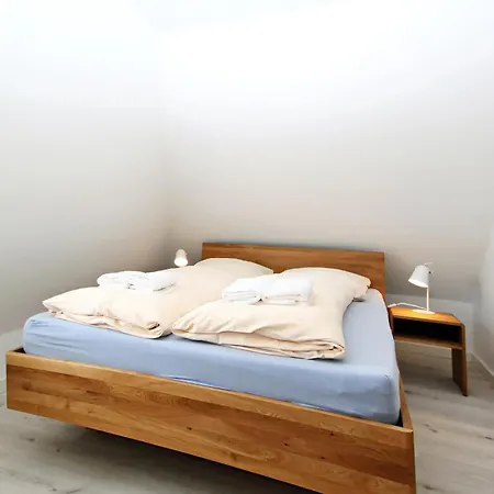 Senhues, App 7 아파트