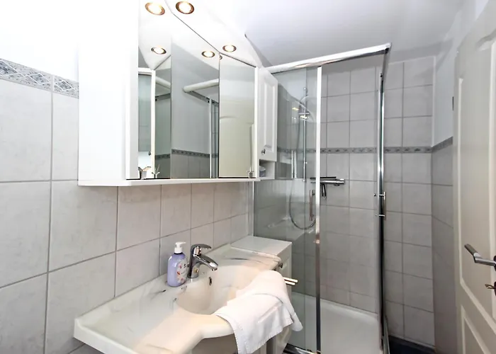 Appartement Senhues, App 7 *